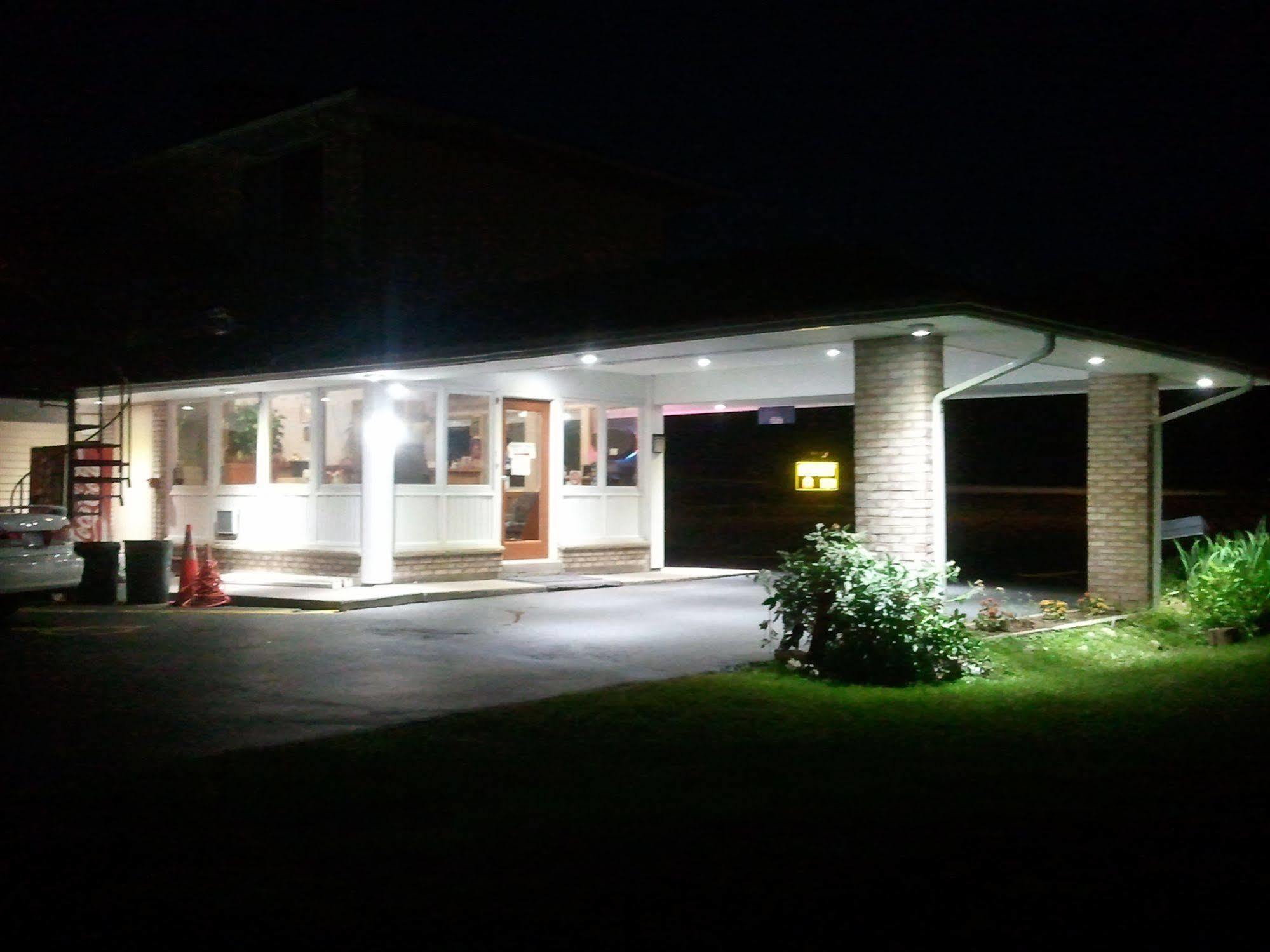 Budget Inn Fairport Luaran gambar